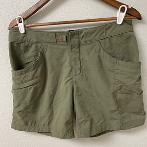 Mountain Hardwear Outdoor Hiking Shorts